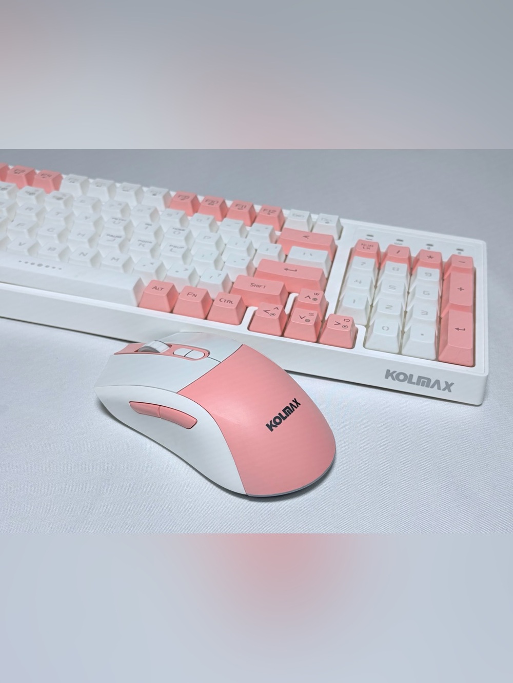 Kolmax CK98 Pink White Wireless Gaming Keyboard Mouse Combo Very Good
